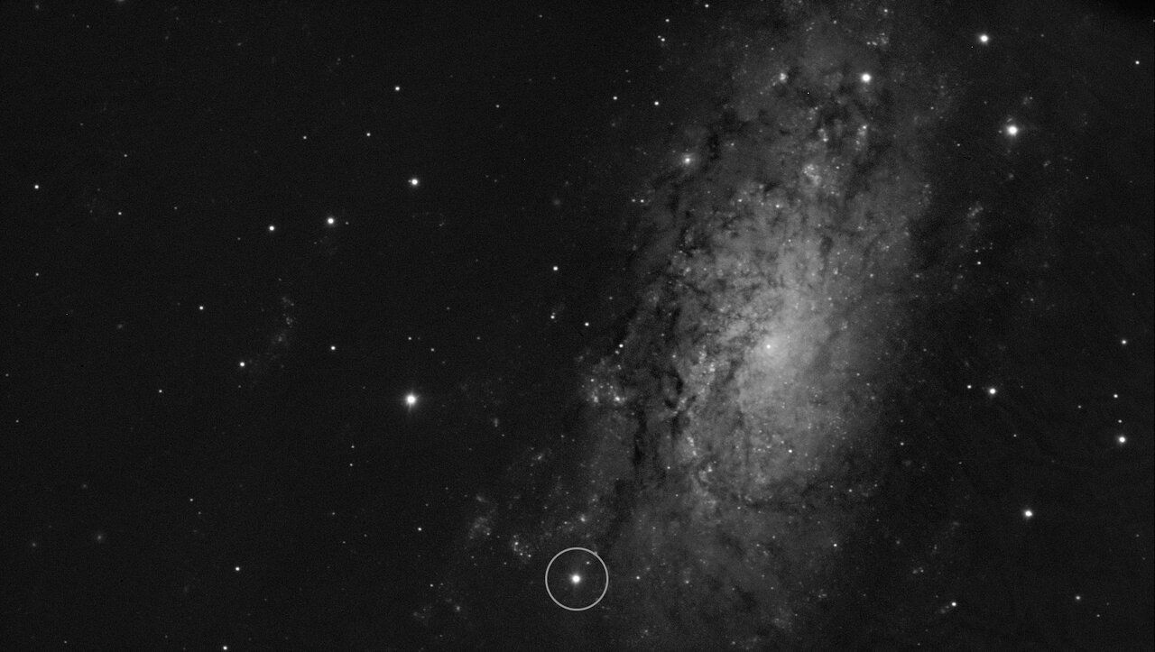 ตำแหน่งของซูเปอร์โนวา 2024ggi ใน NGC 3621 ภาพจาก ESO