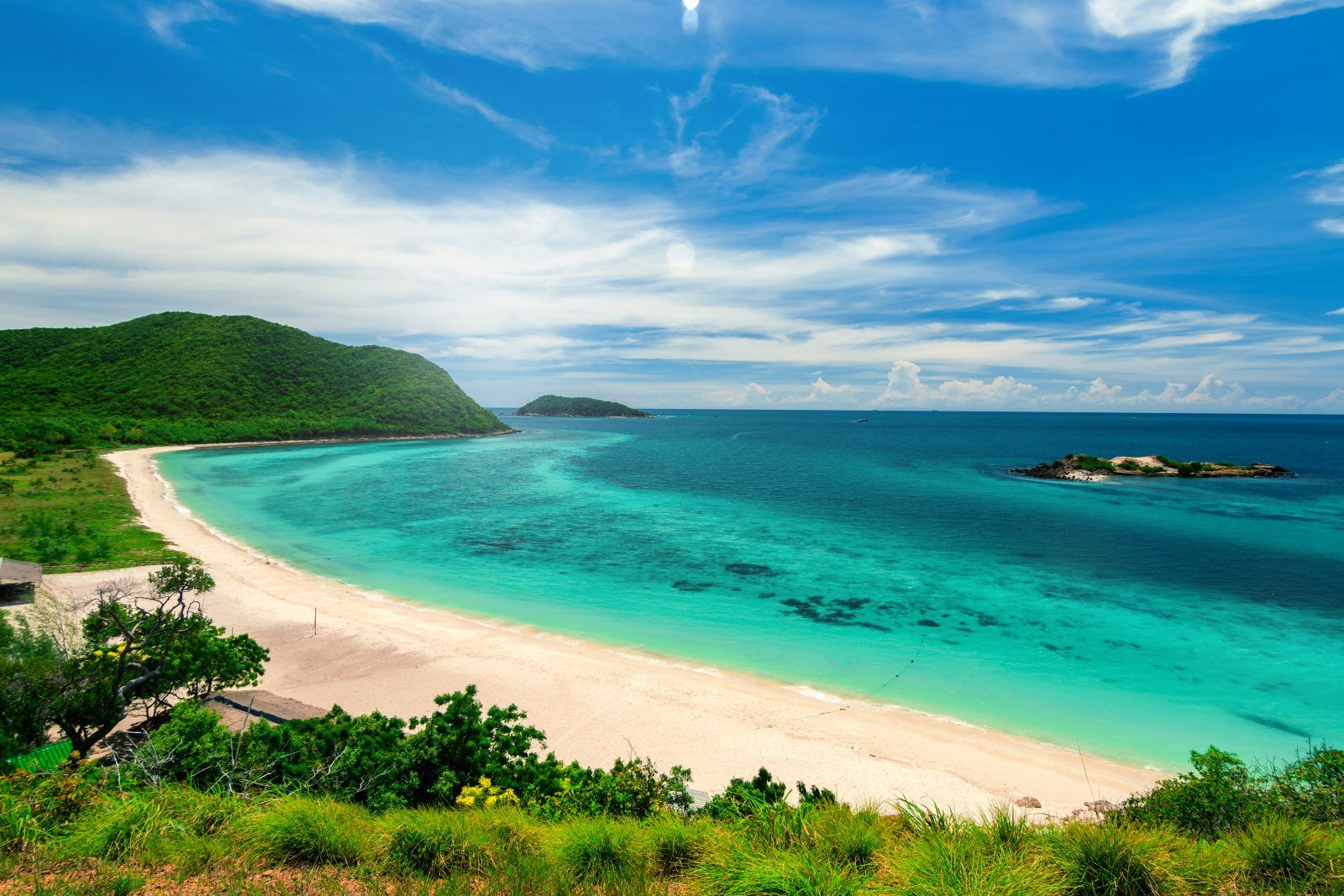 เกาะแสมสาร : Hotel and Resort Thailand 
