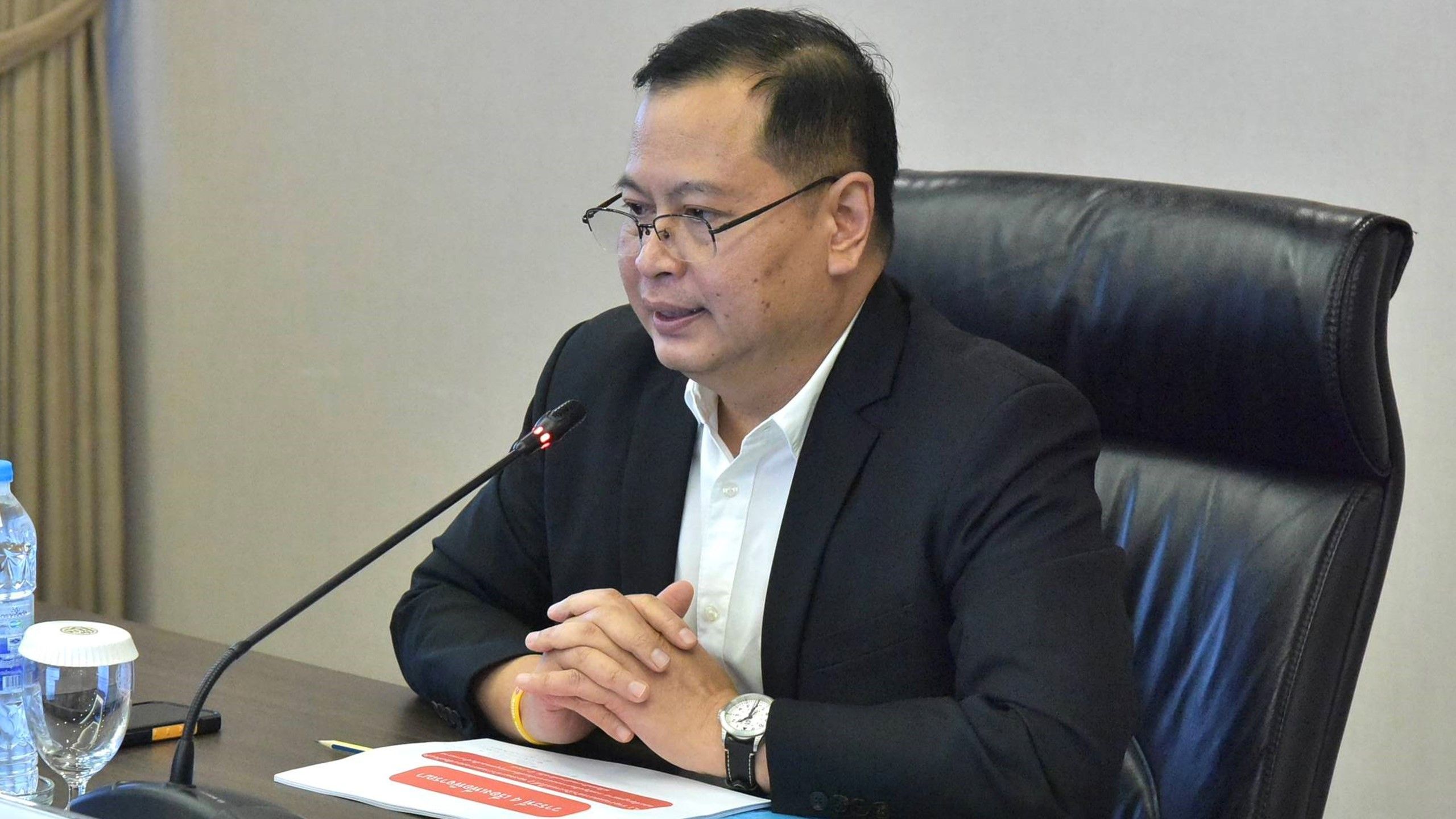  ปกรณ์ นิลประพันธ์ รองนายกรัฐมนตรี