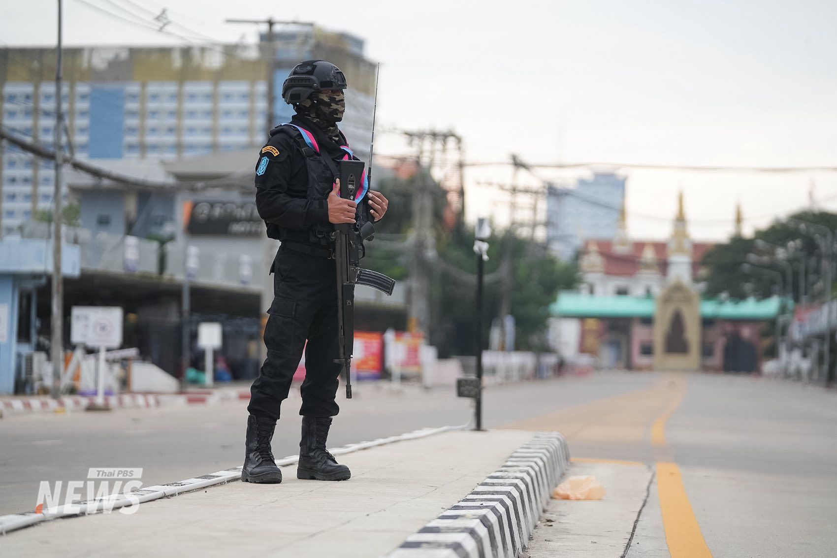 เคอร์ฟิวมักใช้ในสถานการณ์วิกฤตบางอย่าง