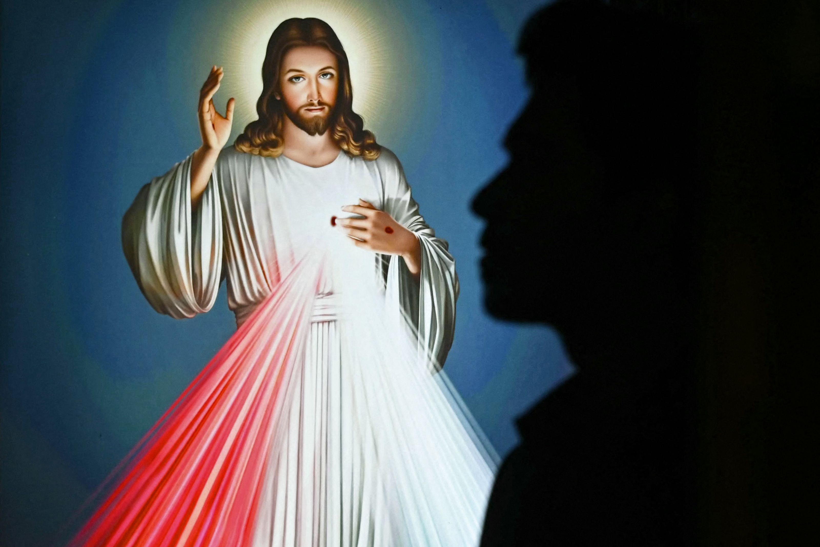 ภาพเหมือนของพระเยซูที่อินเดียในคืนก่อนวันคริสต์มาส เมื่อปี 2023 (ภาพ: R. Satish Babu/AFP)