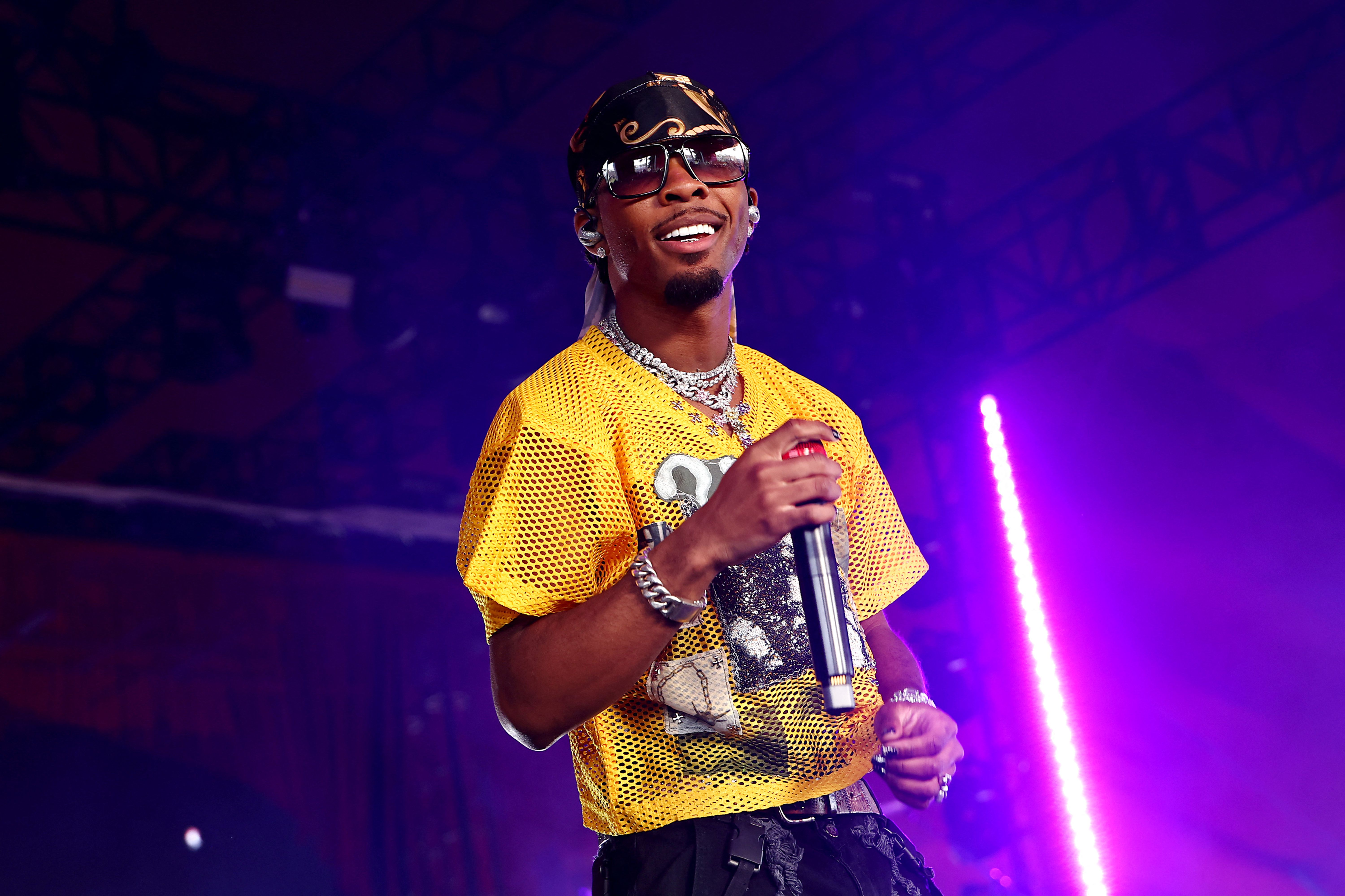 D4vd ระหว่างขึ้นแสดงในเทศกาลดนตรี Coachella เมื่อวันที่ 20 เม.ย. 69 (เครดิต: Arturo Holmes/Getty Images via AFP)