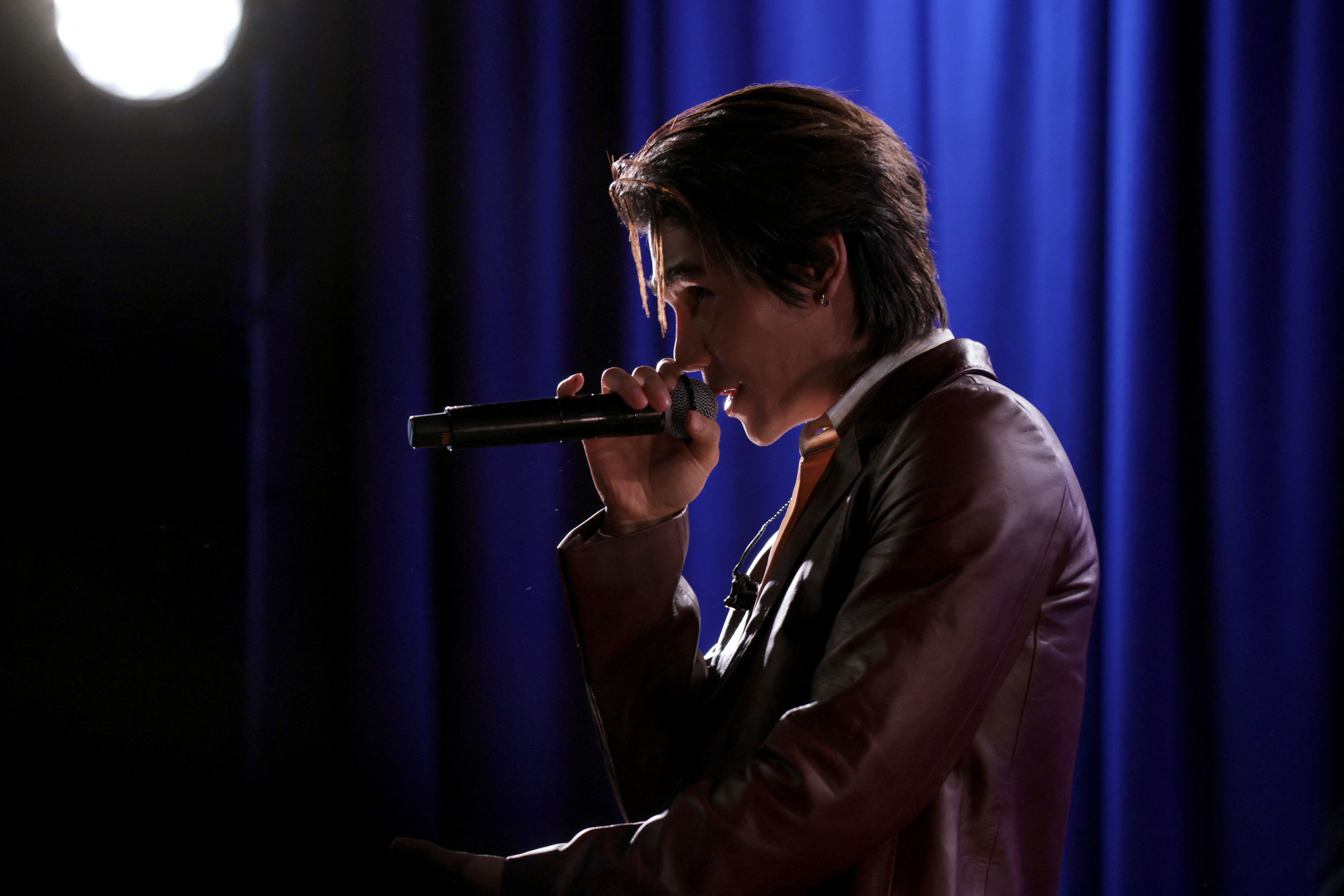 เจฟ ซาเตอร์ ขณะแสดงดนตรีต่อหน้าแฟนเพลง 200 คนที่งาน Global Spin Live เมื่อวันที่ 3 มี.ค. 69 (ภาพ: Rebecca Sapp/Getty Images via AFP)