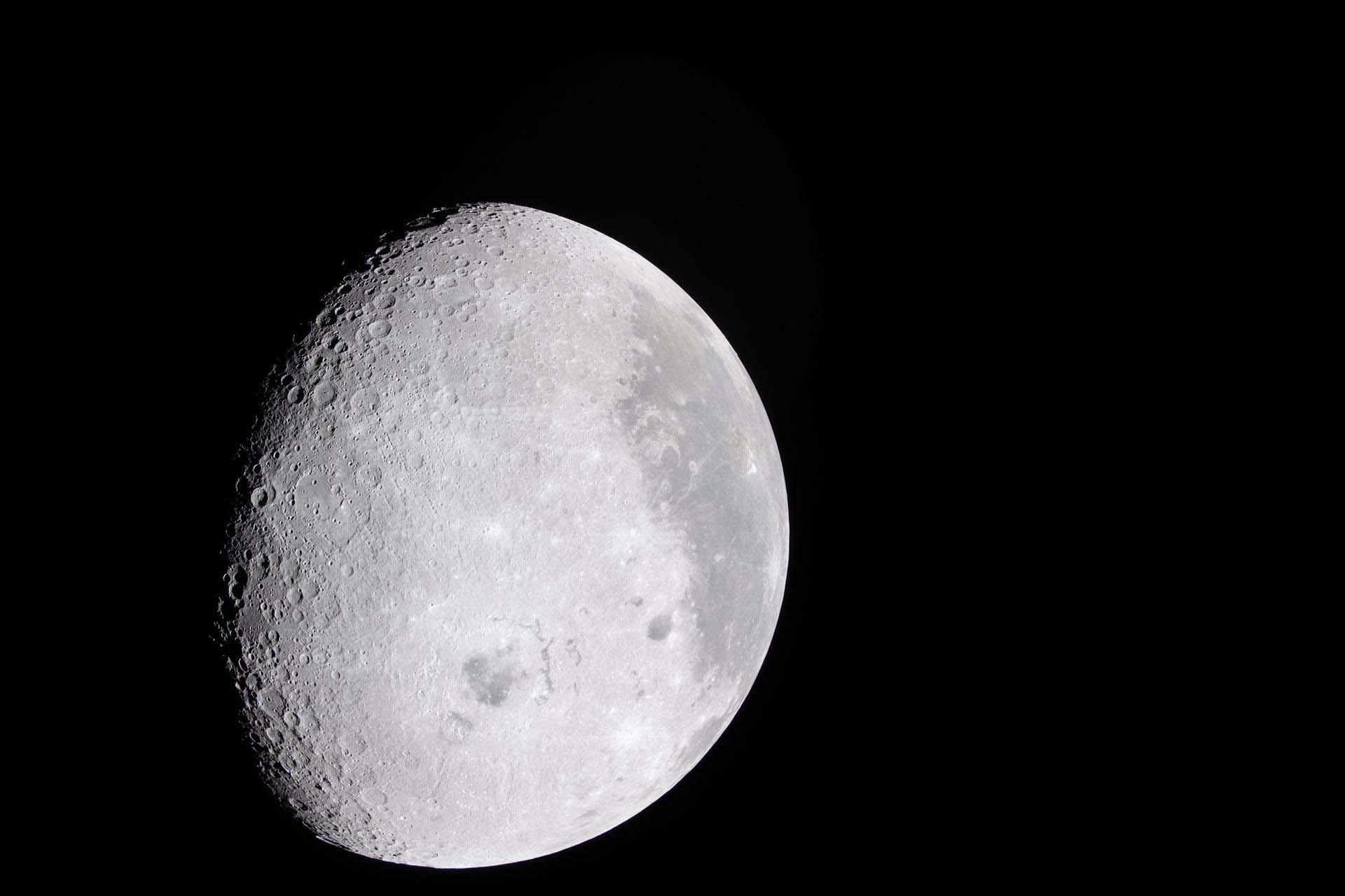 ภาพดวงจันทร์จากภารกิจ Artemis 2 ปี 2026