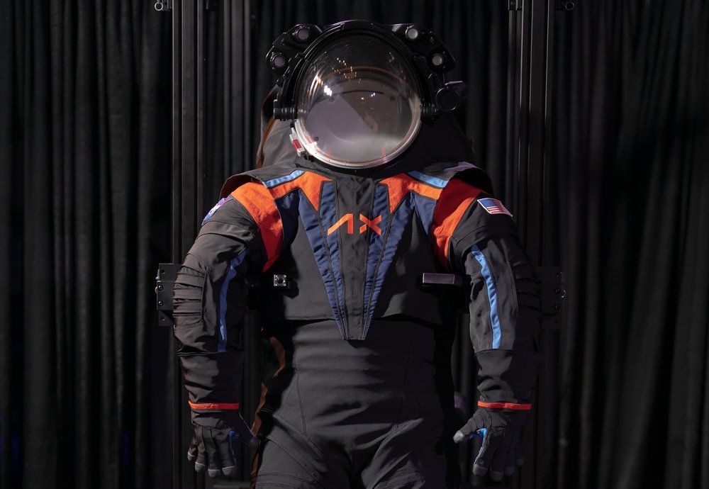 ชุดอวกาศ AxEMU ภาพจาก Axiom Space