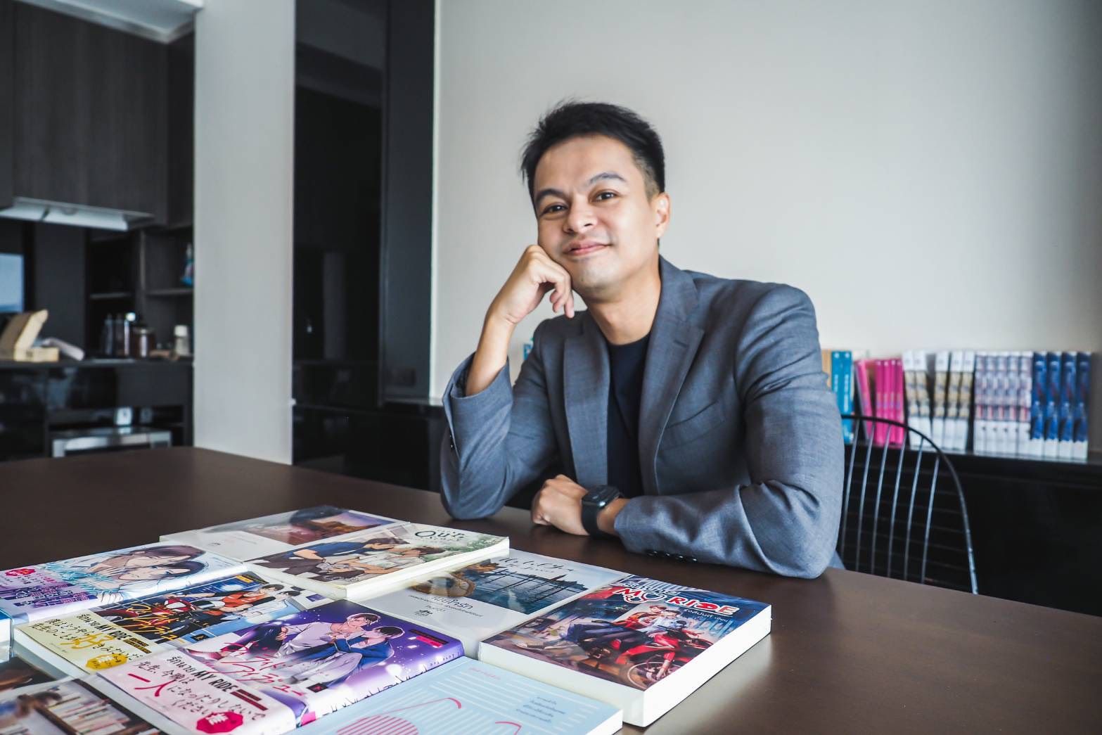 หมอแพท - นพ.อุเทน บุญอรณะ อายุรแพทย์โรคระบบประสาทและสมอง นักเขียนชื่อดัง นามปากกา “รังสิมันต์” และ “หมอตุ๊ด”