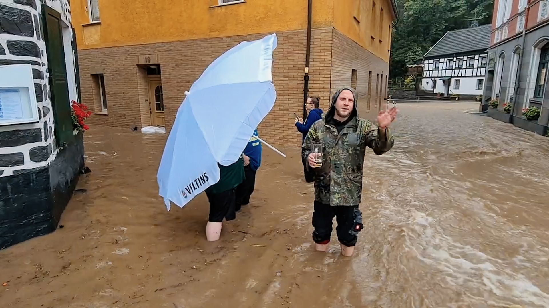 ภาพจากสารคดี The Here Now Project