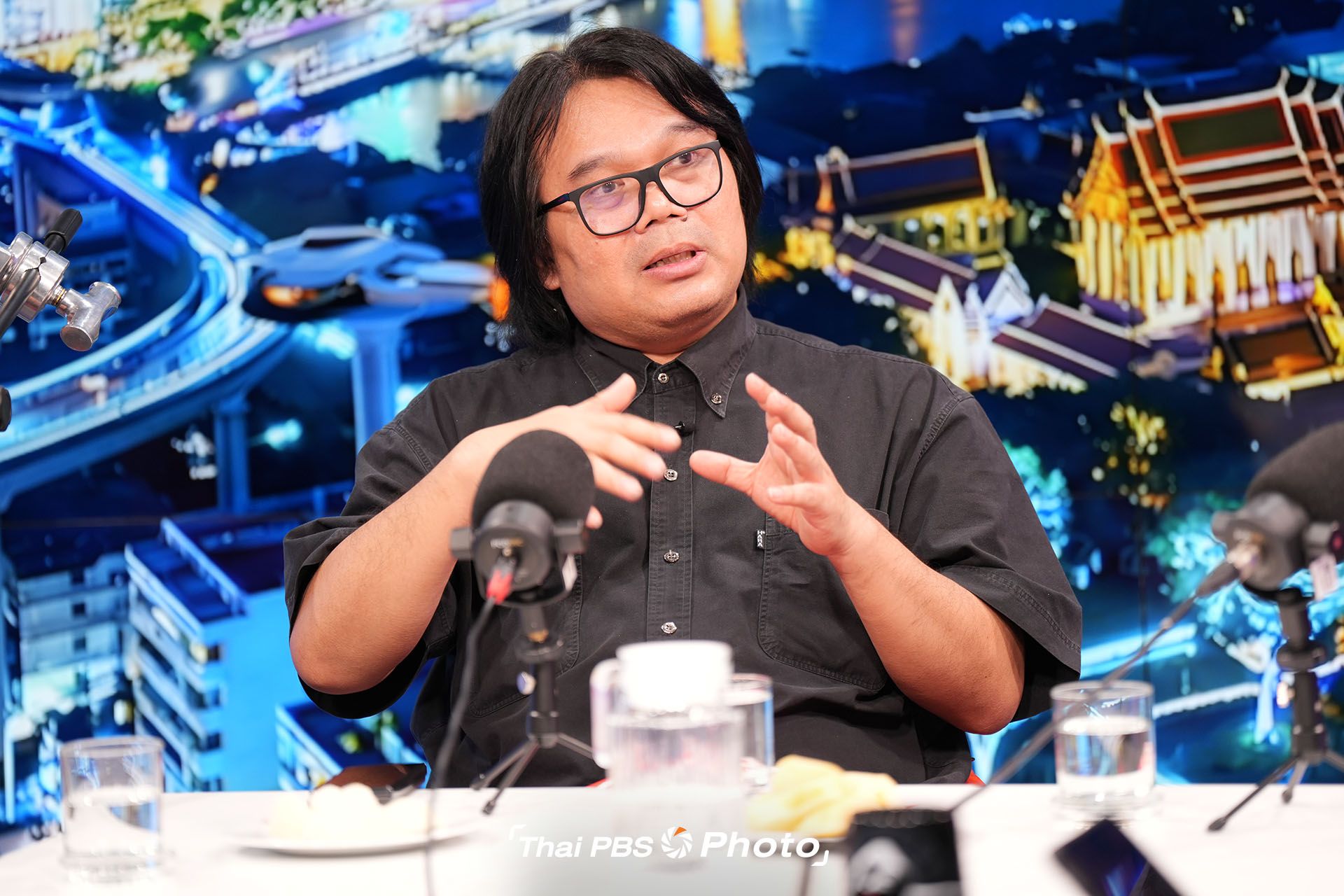 อาจารย์อ๊อด รศ.ดร.วีรชัย พุทธวงศ์ นักวิทยาศาสตร์ ผู้เชี่ยวชาญด้านเคมี