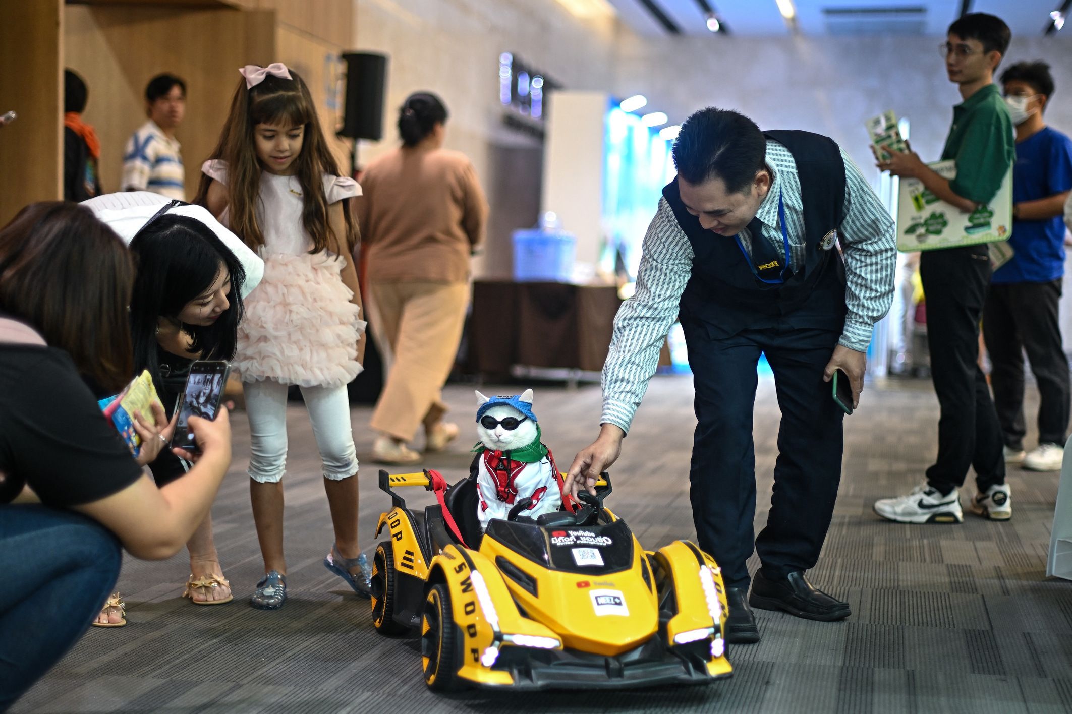 ภาคธุรกิจทยอยปรับตัวเป็น Pet Friendly ตอบโจทย์สังคมยุคใหม่ (Photo / AFP)