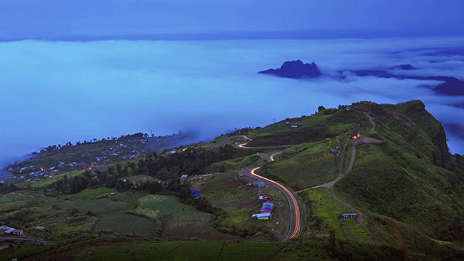 ทะเลหมอกภูแผงม้า (ภาพจาก: สำนักอุทยานแห่งชาติ)