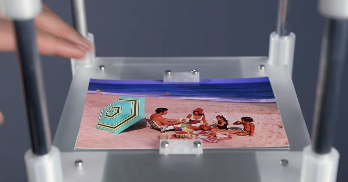 AI จะสแกนรายละเอียดของภาพถ่าย แล้วเปลี่ยนเป็นกลิ่นหอมเฉพาะบุคคล