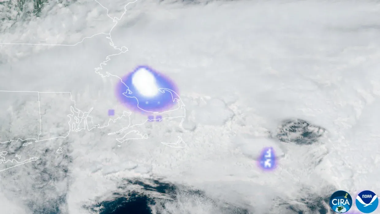 แผนที่แสดงตำแหน่งที่อุกกาบาตพุ่งเข้าสู่ชั้นบรรยากาศ  ภาพจาก NOAA 