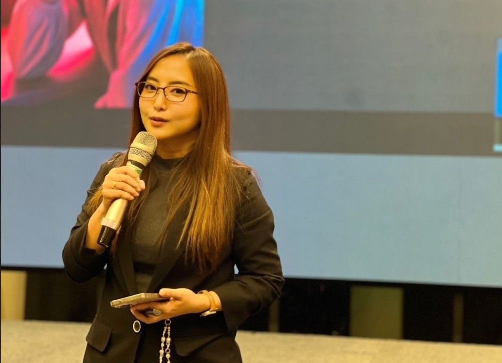 ผศ. ดร.ณภัทร เรืองนภากุล อาจารย์คณะสารสนเทศและการสื่อสาร มหาวิทยาลัยแม่โจ้