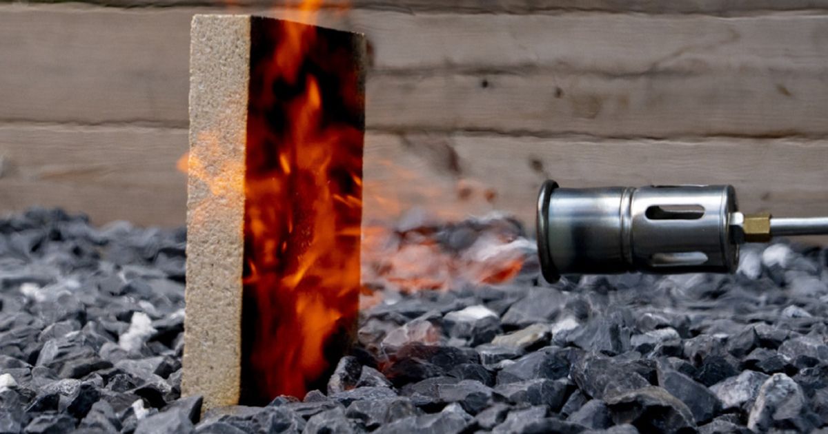 การทดสอบ วัสดุกันไฟจากขี้เลื่อย