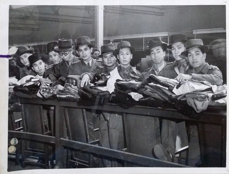 กลุ่มนักเรียนไทยที่ Eastern Warfare School ในอินเดีย ซึ่งเป็นประเทศที่อยู่ใต้การปกครองของอังกฤษจนถึงปี 1947 (ภาพจาก: The National Archives)